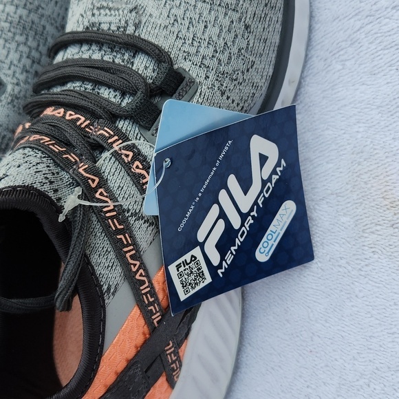 NWT Women's FILA Memory Realmspeed Running Shoes Size 7.5 Style: 5RM00333-262 - Picture 2 of 7
